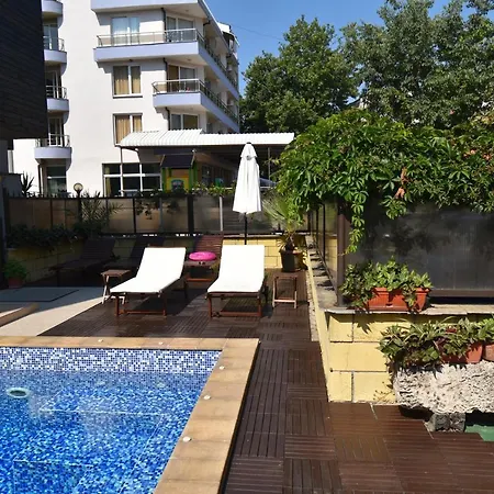 Kandrovi Szálloda Szozopol