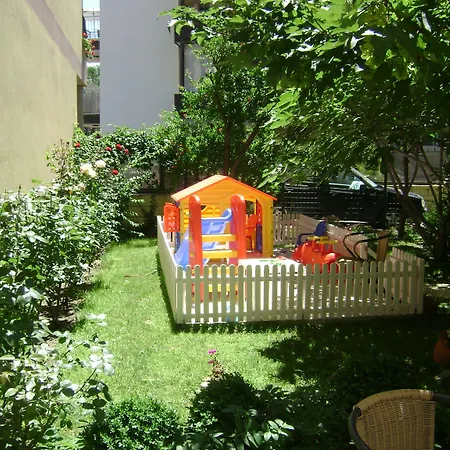 Kandrovi Hotel 3*