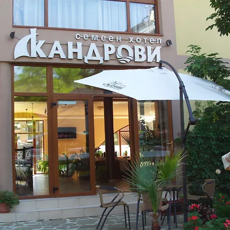 Kandrovi 3*
